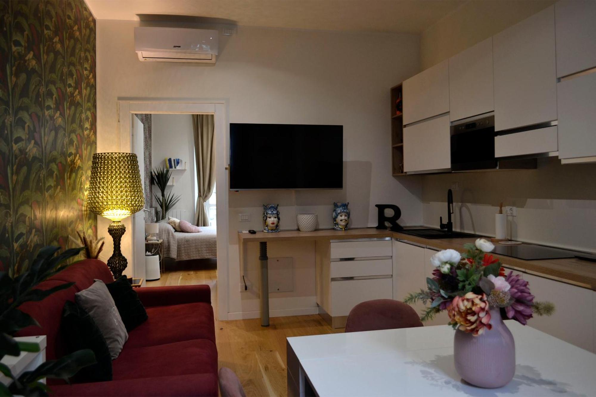 Peony House - 10 Min Duomo Apartment Милано Екстериор снимка