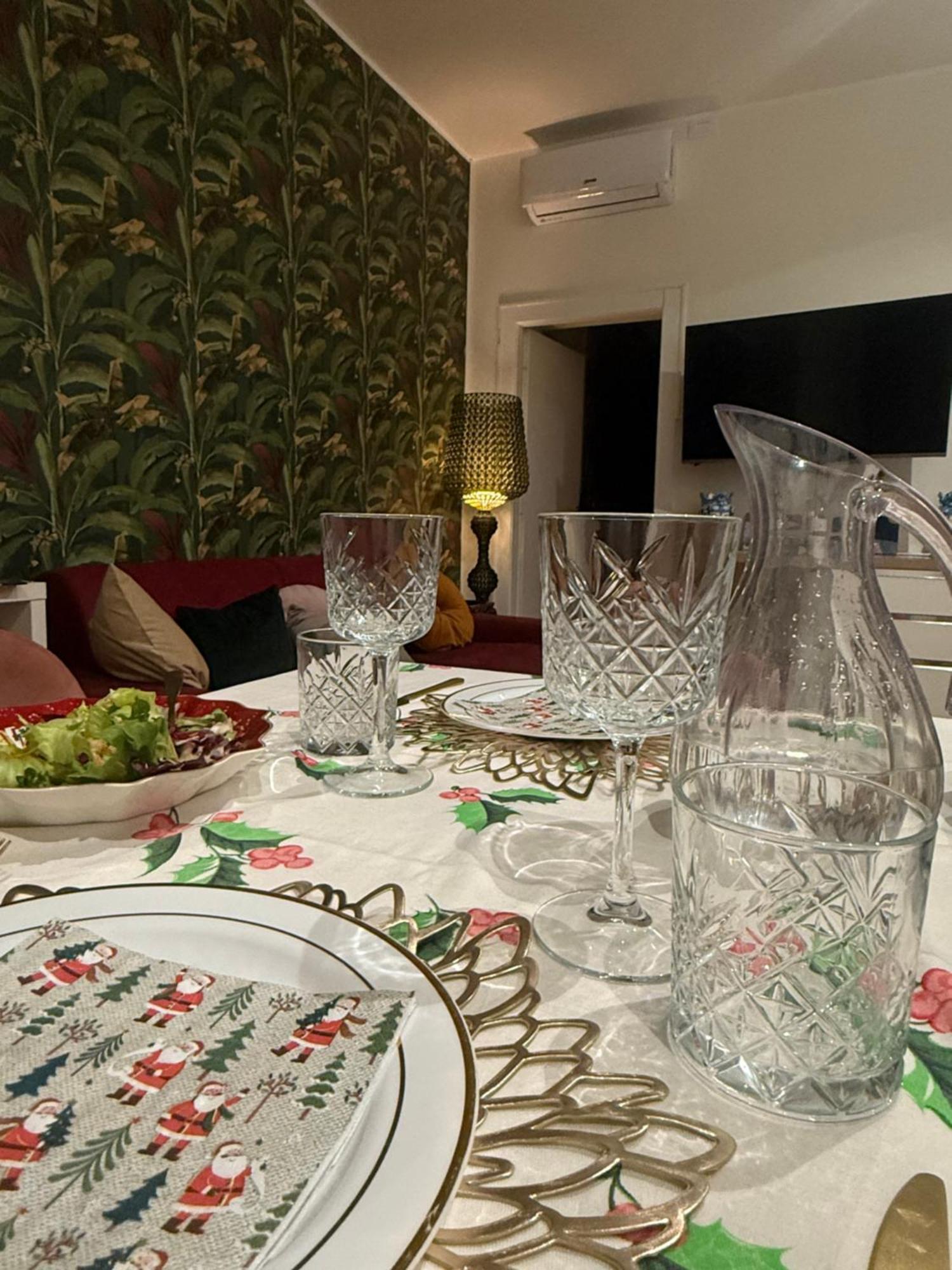 Peony House - 10 Min Duomo Apartment Милано Екстериор снимка